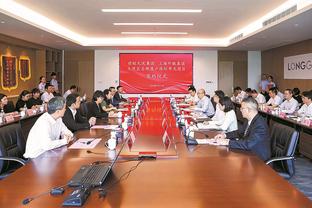 富勒姆官方：与球队队长凯尔尼完成续约，新合同到2025年夏天